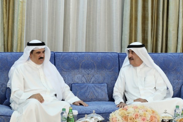  Ruler of Umm Al Qaiwain receives ambassador of Bahrain