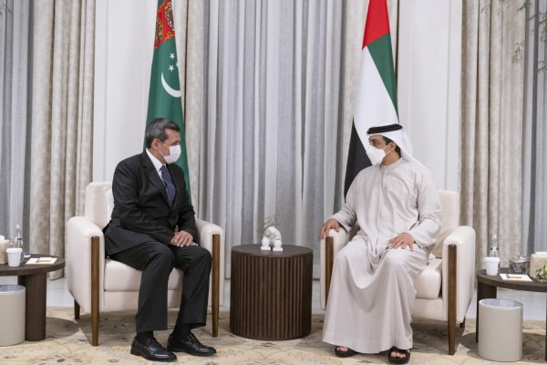  Mansour bin Zayed, Turkmen Deputy Prime Minister discuss enhancing bilateral ties